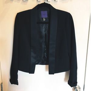 F21 black cropped blazer